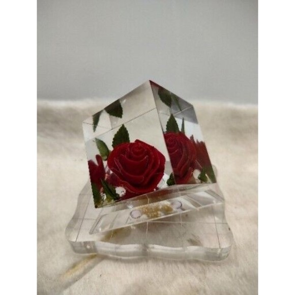 Vintage Bircraft Lucite Acrylic CUBE PAPERWEIGHT SCULPTURE Red Rose Enclosed - Picture 9 of 13